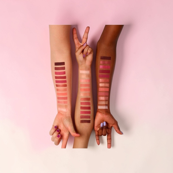 Urban Decay Naked Cherry Palette Discontinued Berry Tone Shimmers And Mattes - Picture 4 of 16